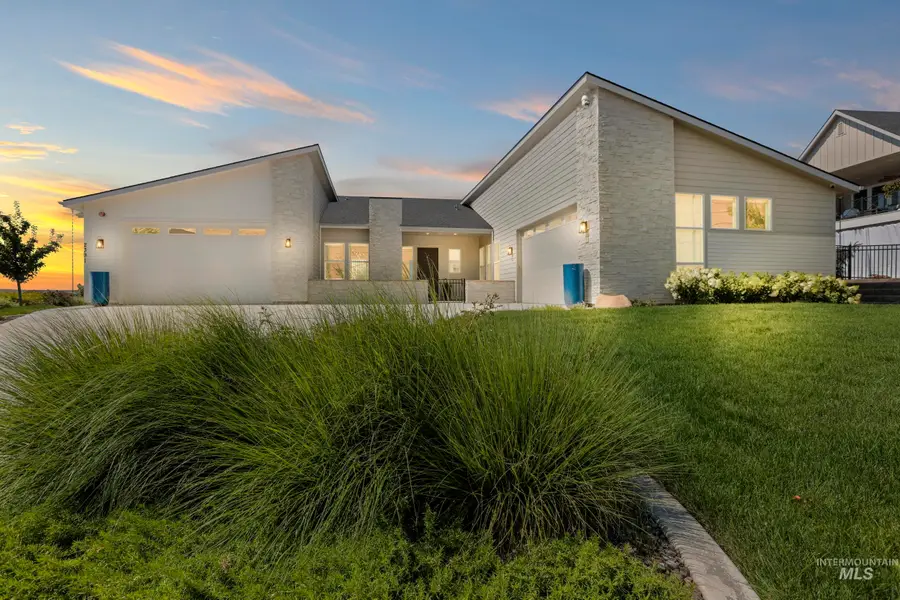 2391 S Trapper Place, Boise, ID 83716 - Image #3