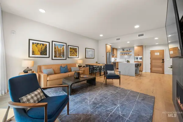 780 Village Drive #308, Donnelly, ID 83615