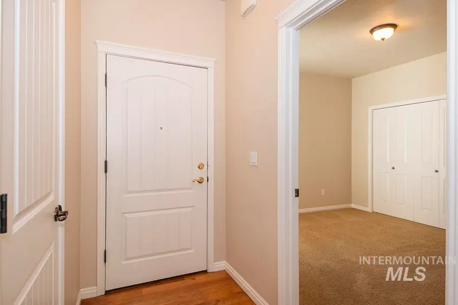 325 S Whisperwood Way, Boise, ID 83709 - Image #3