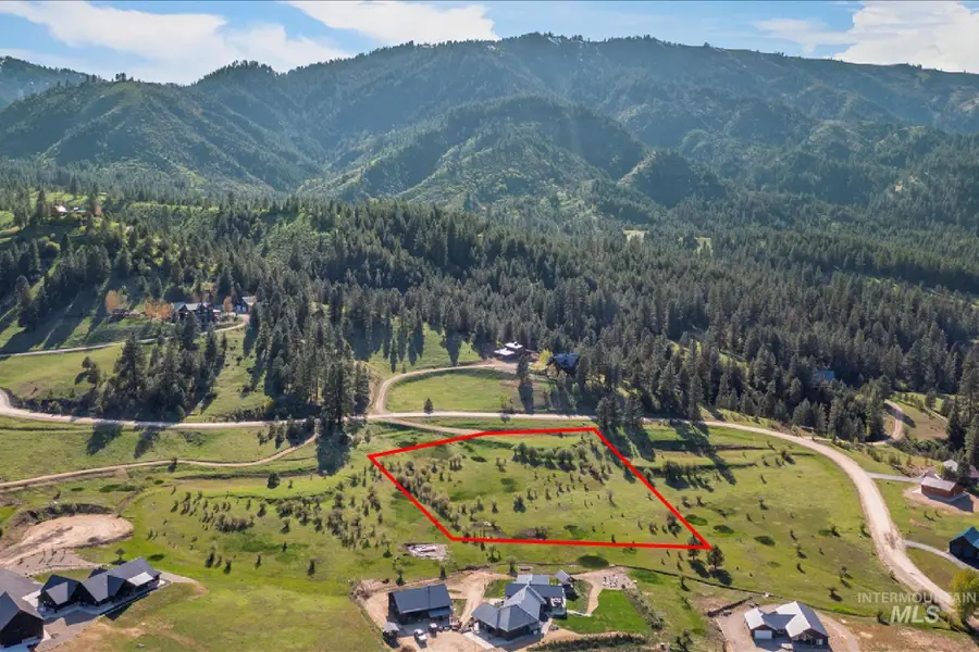 48 Crosstimber Loop, Garden Valley, ID 83622 - Image #2