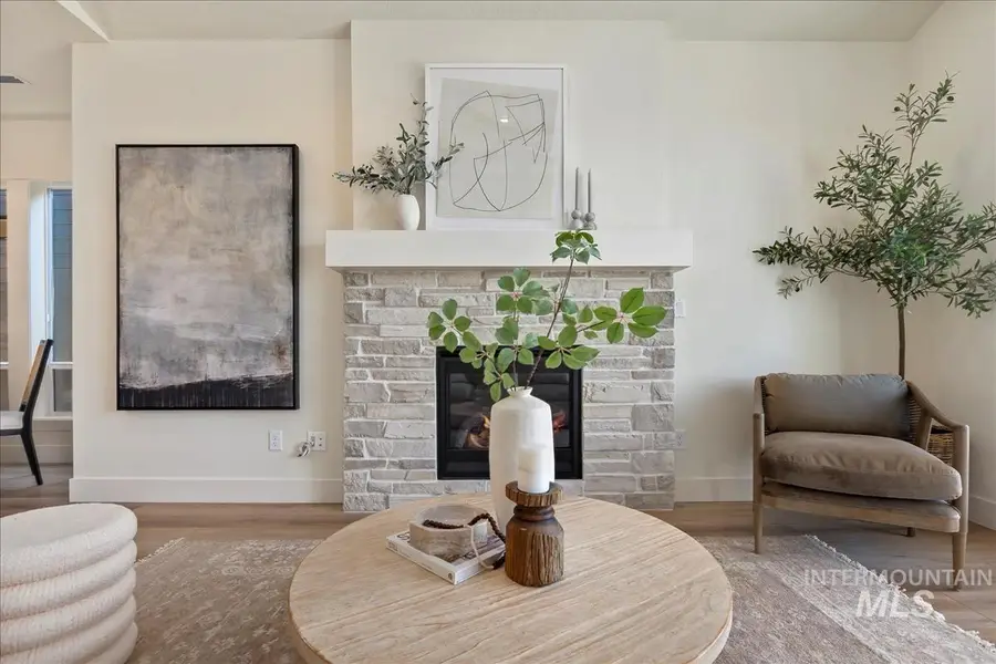 3535 E Warm Springs Ave, Boise, ID 83716 - Image #3