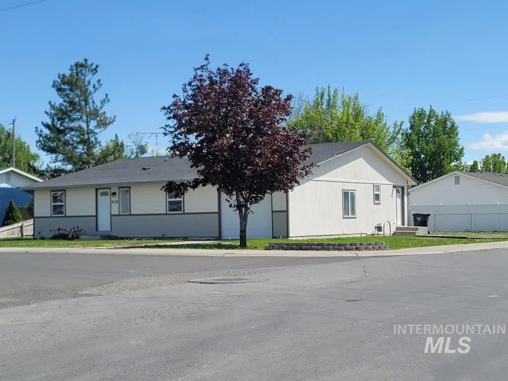 939 Craven Ave, Buhl, ID 83316 - Image #1