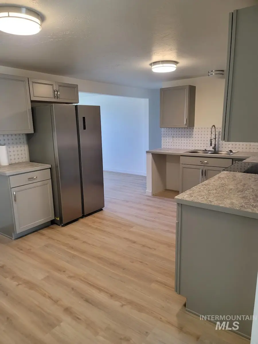 939 Craven Ave, Buhl, ID 83316 - Image #3