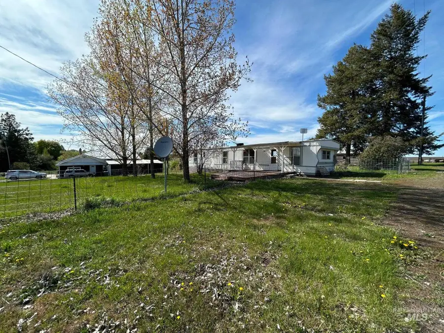 516 N 1st Avenue, Craigmont, ID 83523 - Image #2