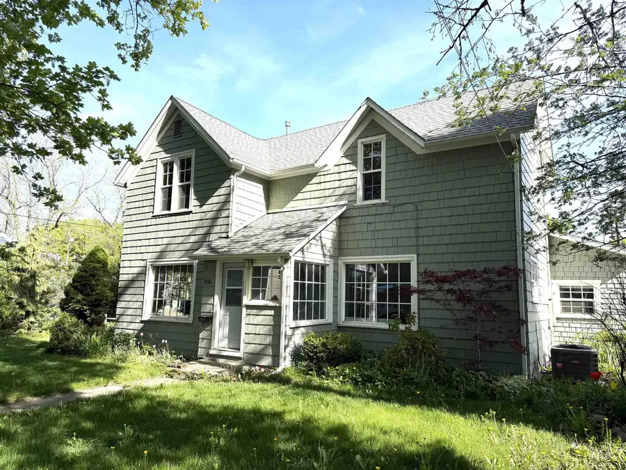 616 E 8th, Moscow, ID 83843 - #2