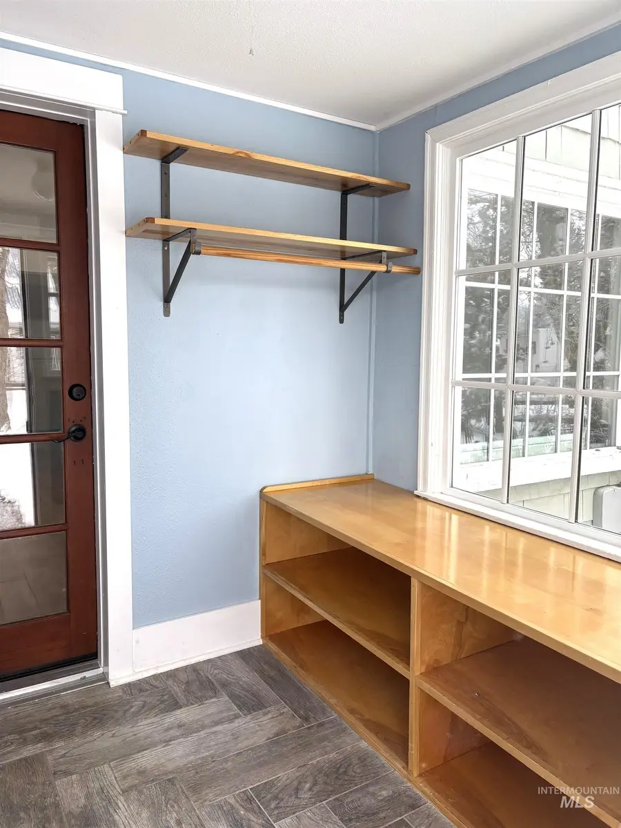 616 E 8th, Moscow, ID 83843 - #3