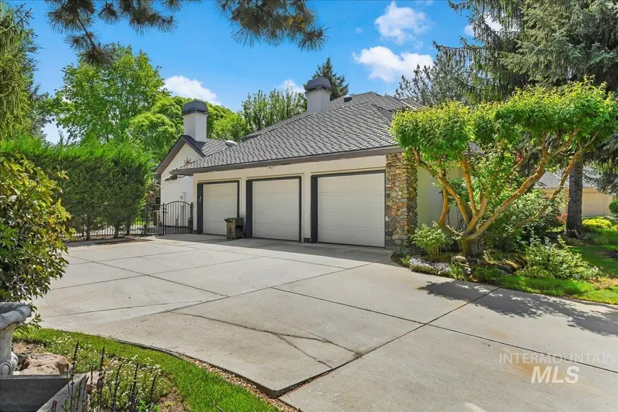 5130 N Lakemont Ln, Garden City, ID 83714 - Image #3