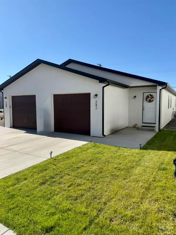 247 & 257 Washington Street, Gooding, ID 83330