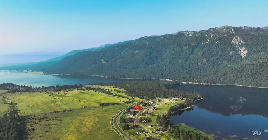 13116 Hawks Bay Road, Donnelly, ID 83615 - Image #3