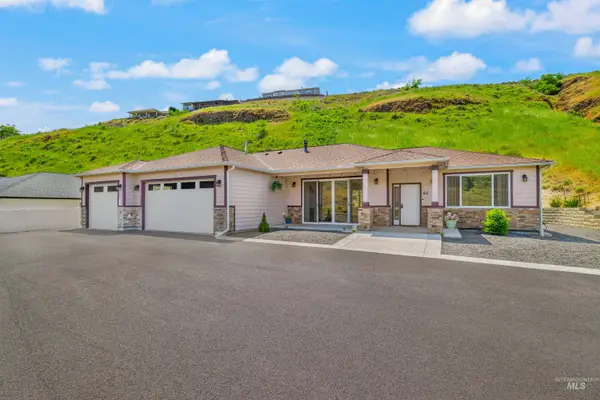 60 Appleford Ct., Asotin, WA 99402