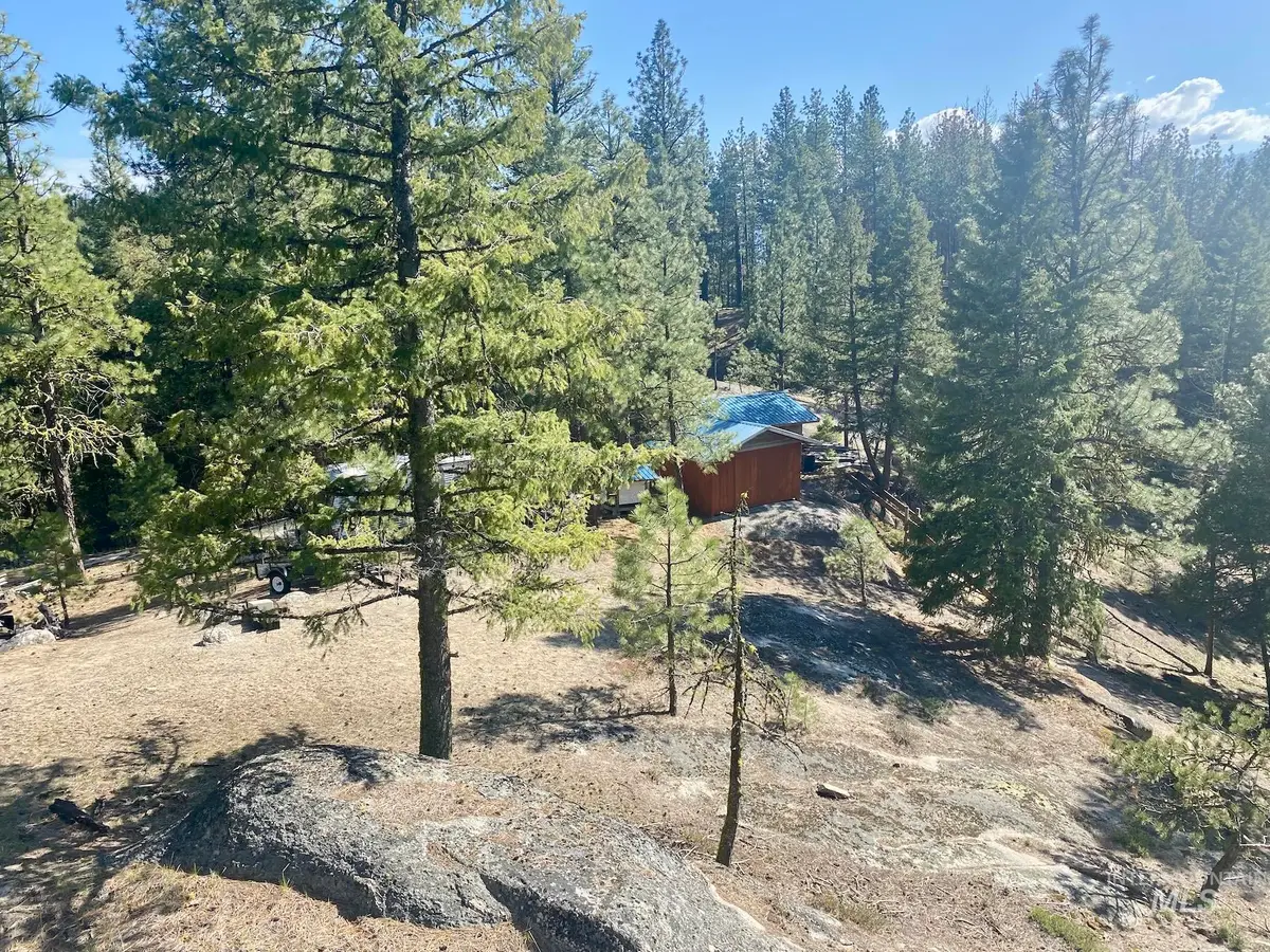 37 Stanley Dr, Cascade, ID 83611 - Image #1