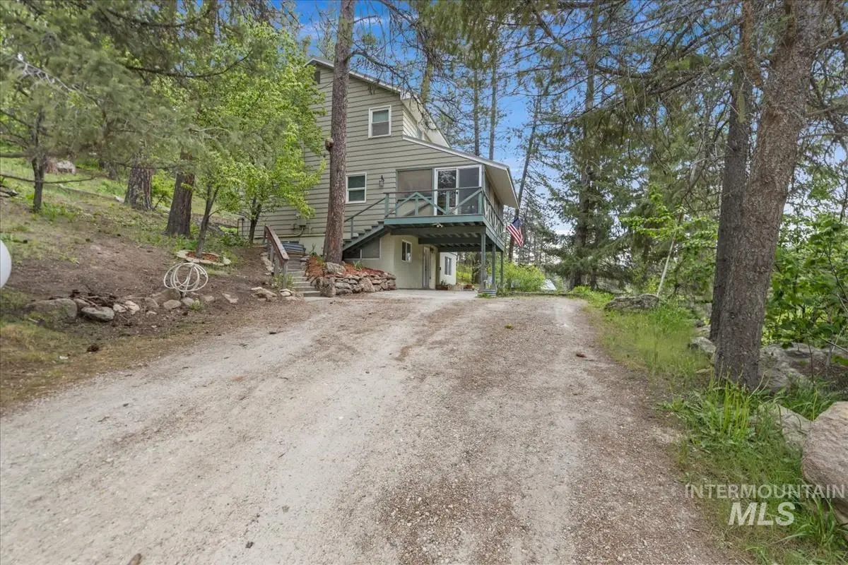 122 Warm Springs Rd, Garden Valley, ID 83622 - Image #1