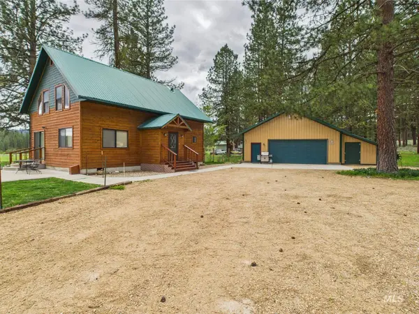 19 Hack Ln, Idaho City, ID 83631
