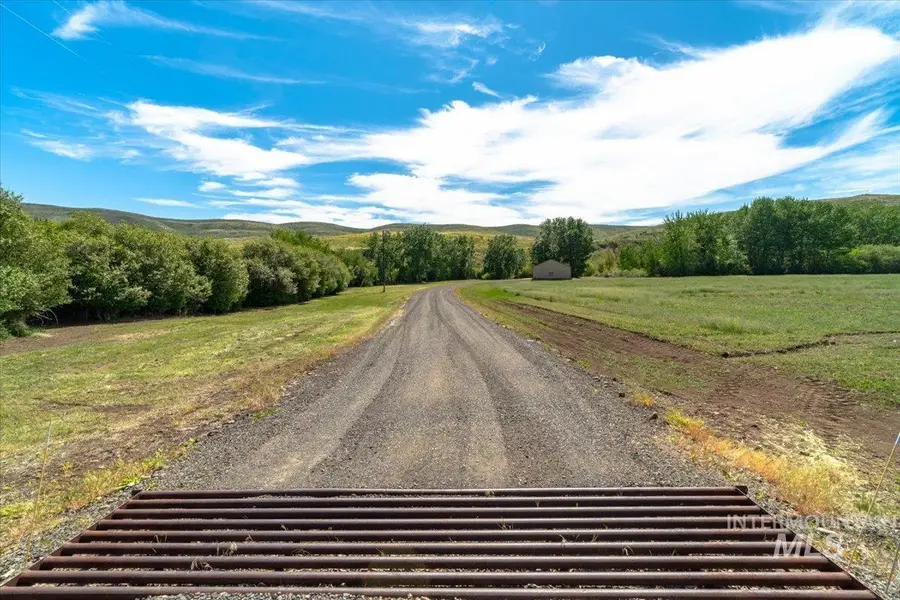 3057 Hwy 71, Cambridge, ID 83610 - Image #3