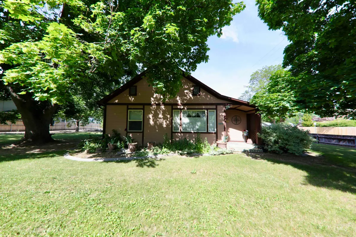 2201 S Hervey St, Boise, ID 83705 - Image #1