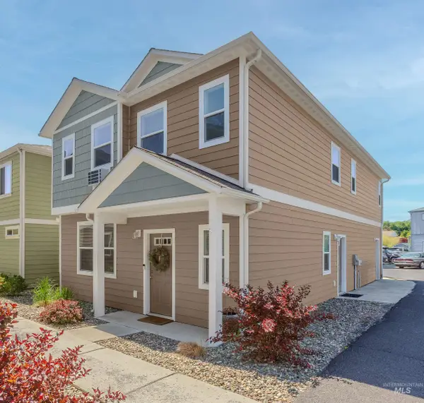 1162 Tiempo Dr, Moscow, ID 83843