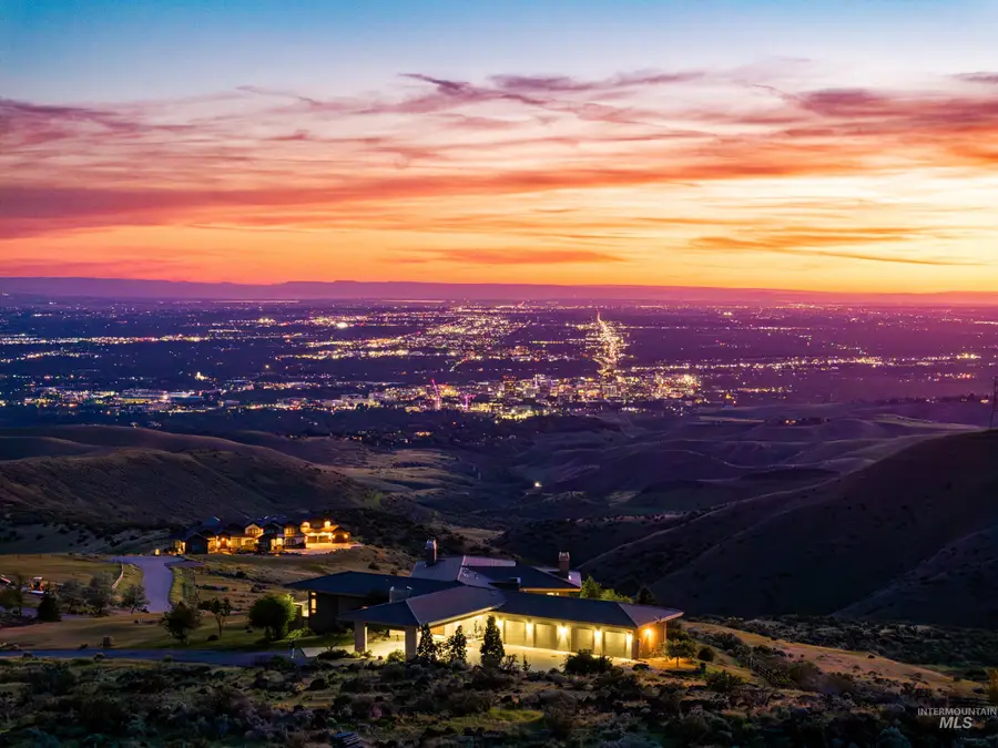 6329 E Wildhorse Ln, Boise, ID 83712 - Image #3