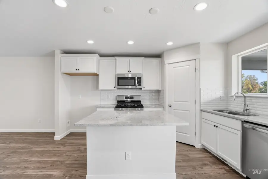 1574 Witt, Mountain Home, ID 83647 - Image #2