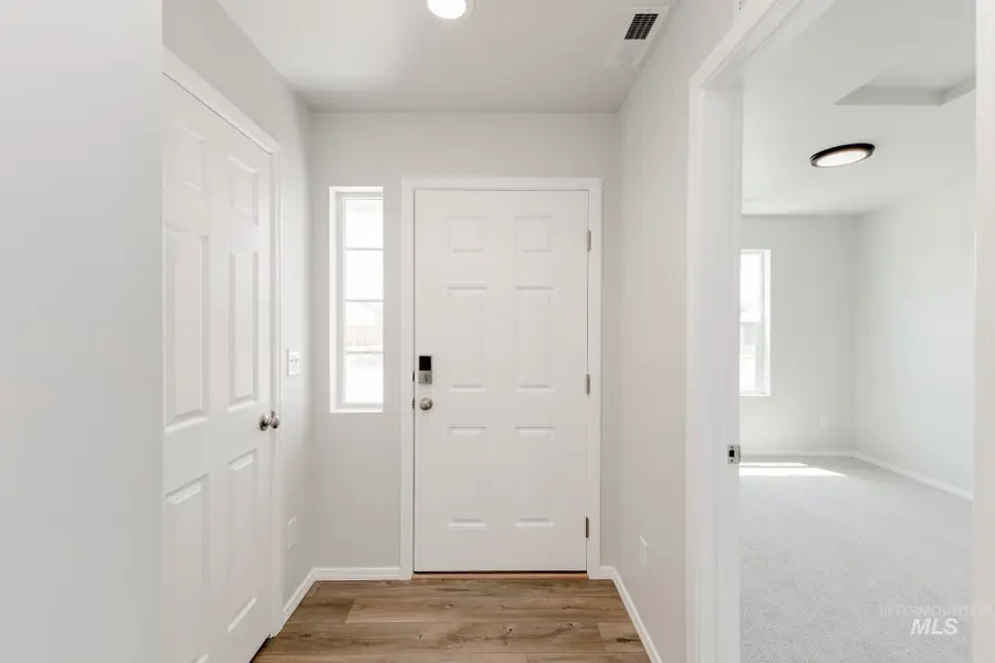 1378 Silver Valley St, Middleton, ID 83644 - Image #2