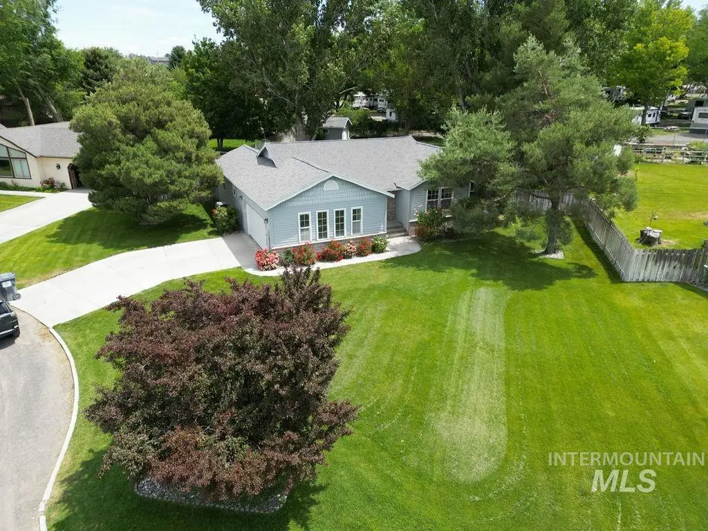 2618 Martin Dr, Hagerman, ID 83332 - Image #1