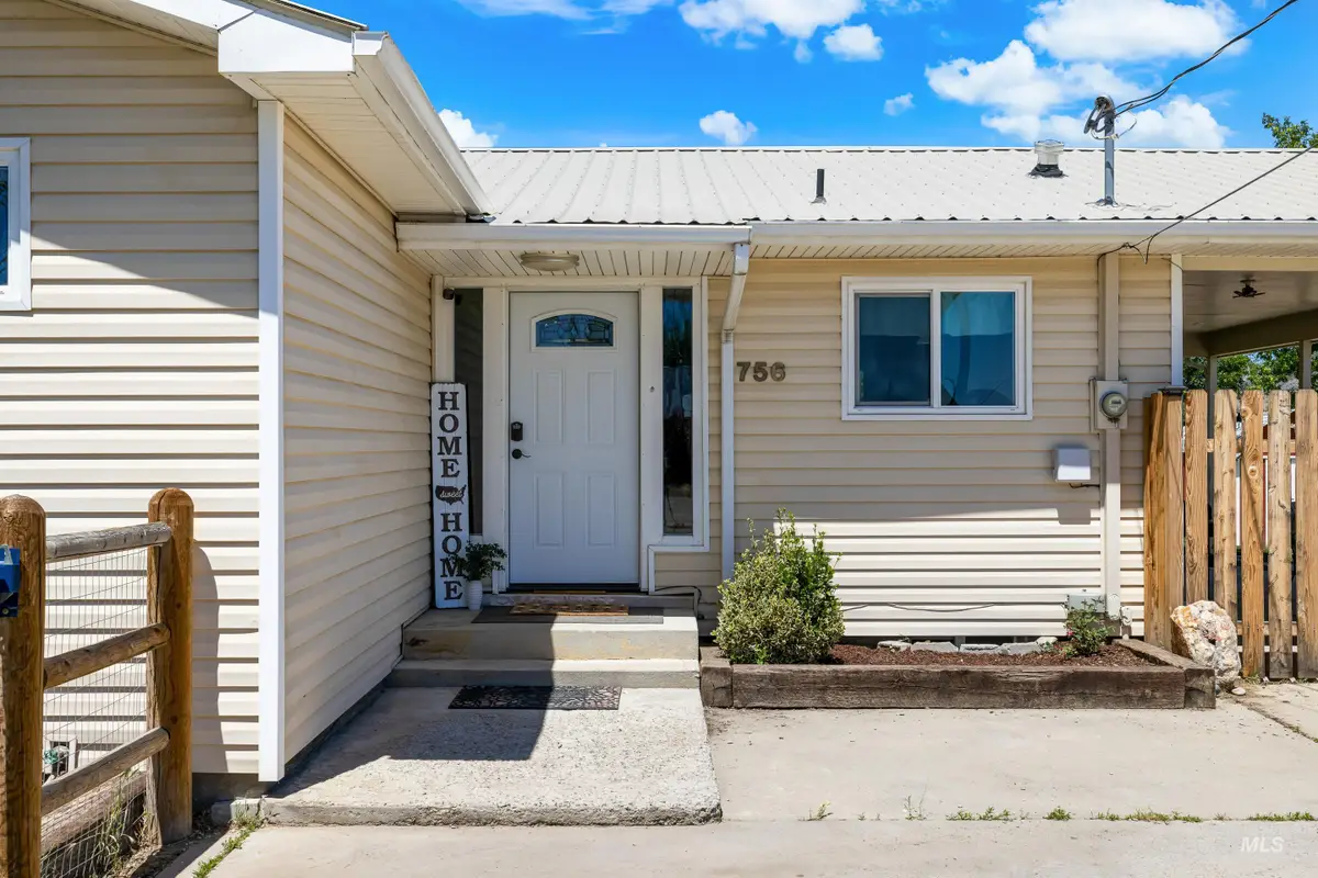 756 E Idaho Blvd, Emmett, ID 83617 - #1