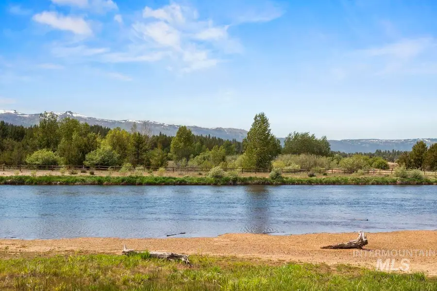 L9 B1 River Bank Drive, Cascade, ID 83611 - Image #2