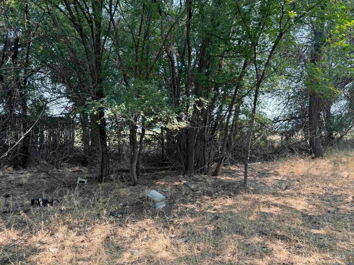 300 E 3rd, Burley, ID 83318 - Image #1
