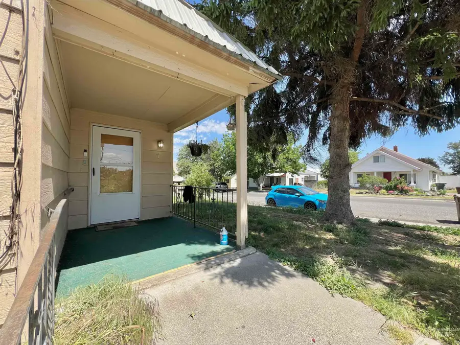 1334 Mccarroll St, Clarkston, WA 99403 - Image #2