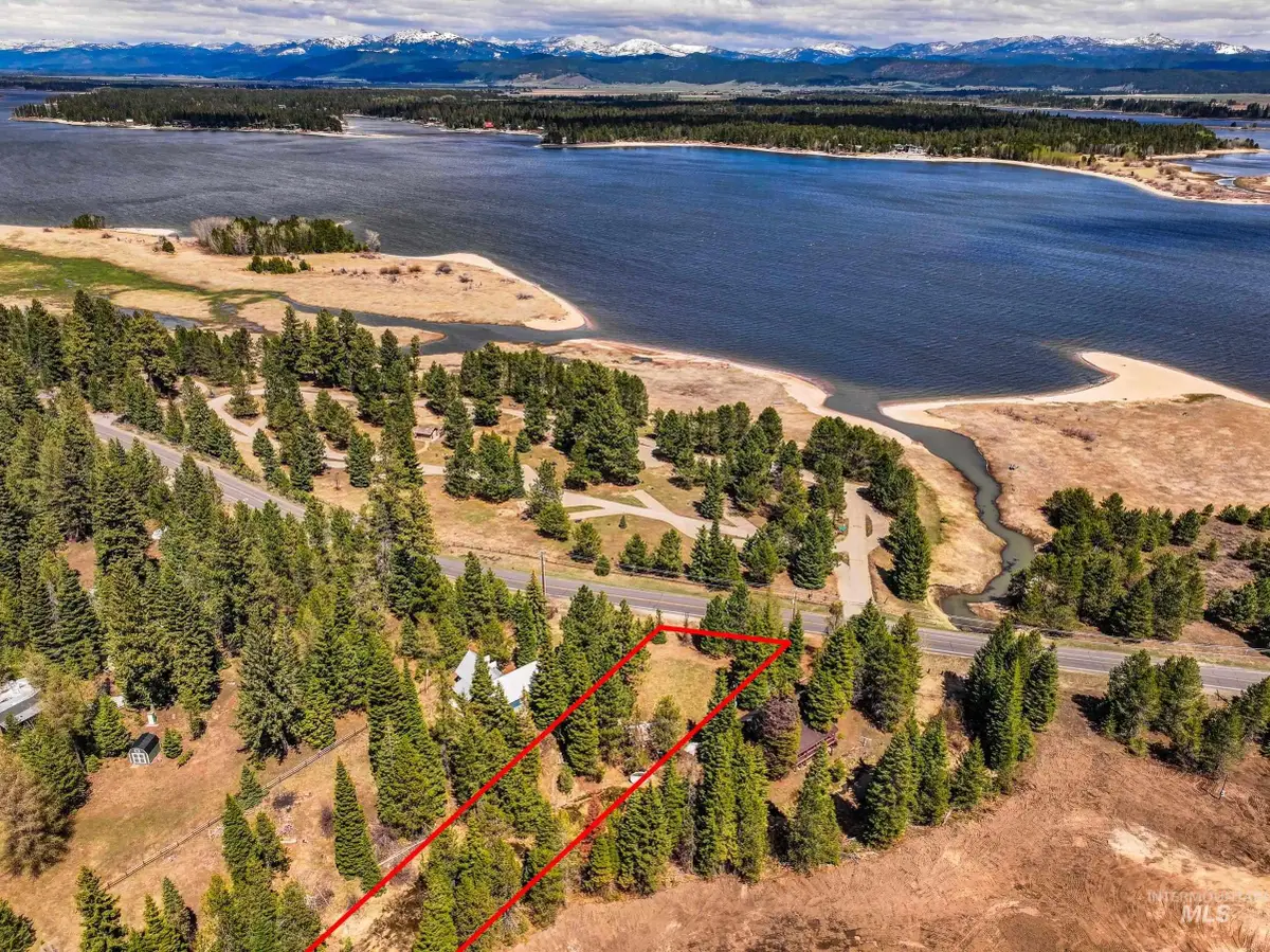 2125 W Mountain Rd, Donnelly, ID 83615 - #1