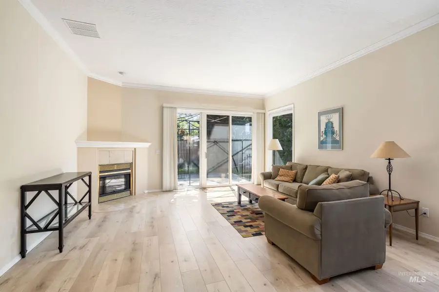 2072 N 28th St, Boise, ID 83703 - Image #2