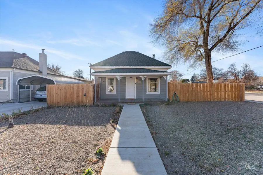 585 N 5th E, Mountain Home, ID 83647 - Image #3