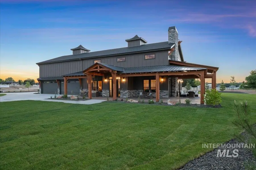 8860 Kemp Rd, Middleton, ID 83607 - Image #2