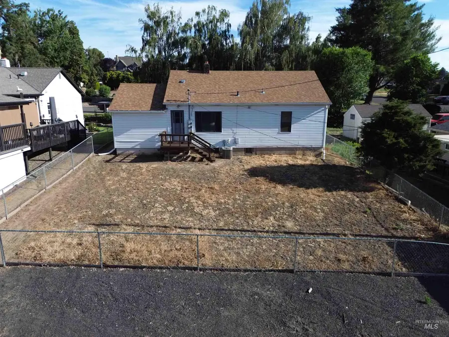 1811 17th Avenue, Lewiston, ID 83501 - Image #2
