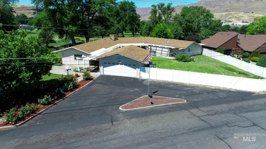 708 16th St, Clarkston, WA 99403 - Image #2