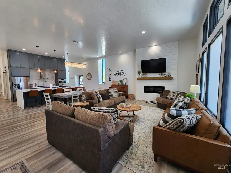 150 W Main St, Oakley, ID 83346 - Image #3