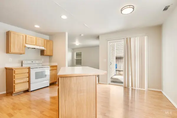 6418 S White Cliff Ave, Boise, ID 83709