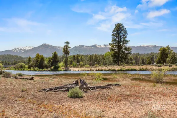 L6 B1 Lazy River Street, Cascade, ID 83611