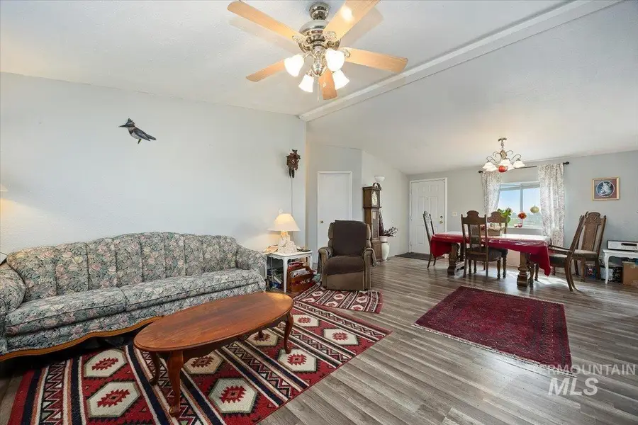 798 W 100 S, Paul, ID 83347 - Image #2