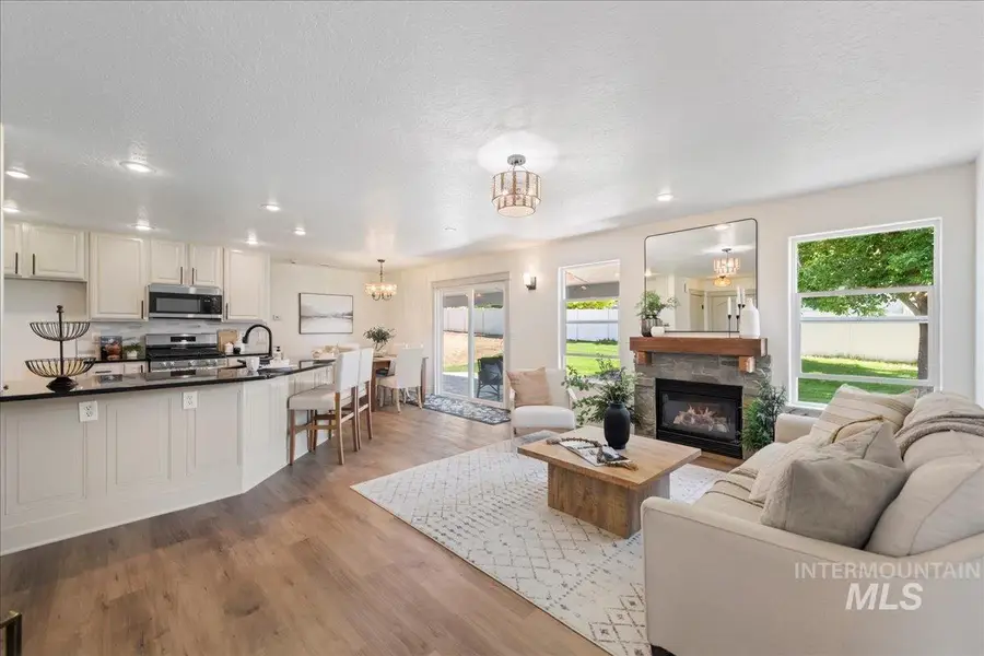 22798 Elsie St, Caldwell, ID 83607 - Image #2