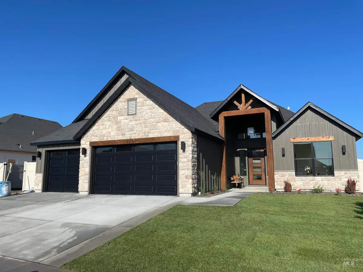 2253 Caribel St, Twin Falls, ID 83301 - Image #1