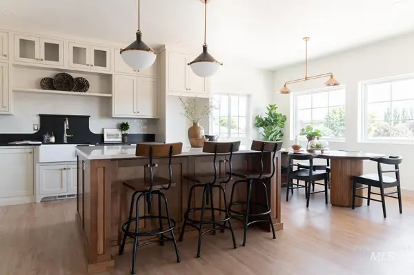 625 Canyon Falls Drive, Twin Falls, ID 83301