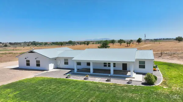 29492 Farmway Rd, Caldwell, ID 83607