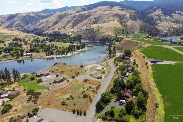24 Mossy Point Circle, White Bird, ID 83554