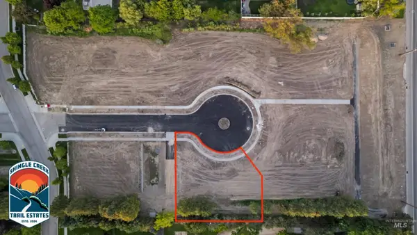 179 N Timber Wolf Pl, Eagle, ID 83616