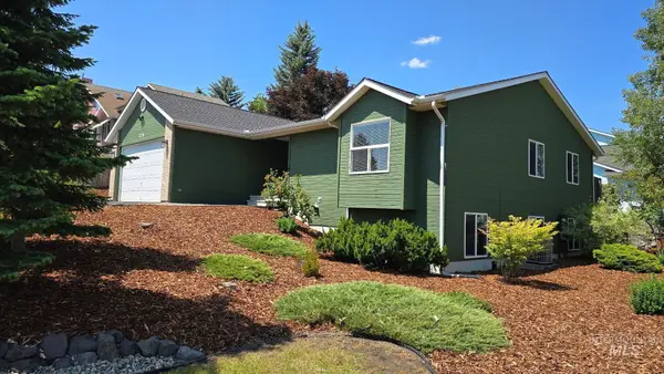 2736 Weymouth, Moscow, ID 83843