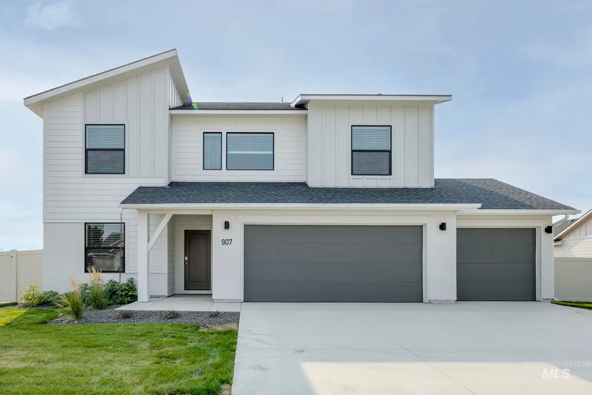 907 E Perjue Basin Dr, Nampa, ID 83686 - Image #1