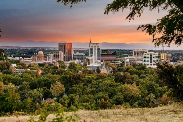 340 N Panorama Pl, Boise, ID 83702