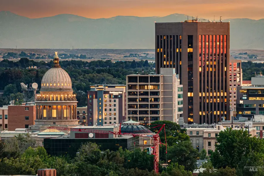 340 N Panorama Pl, Boise, ID 83702 - Image #3