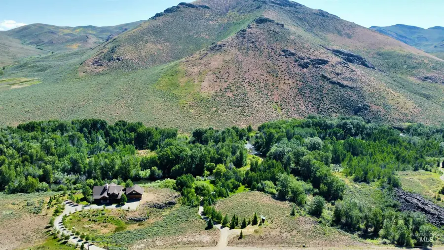 900 Little Wood Reservoir Rd, Carey, ID 83320 - Image #3