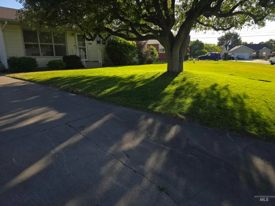 1818 Granada, Twin Falls, ID 83301 - Image #2